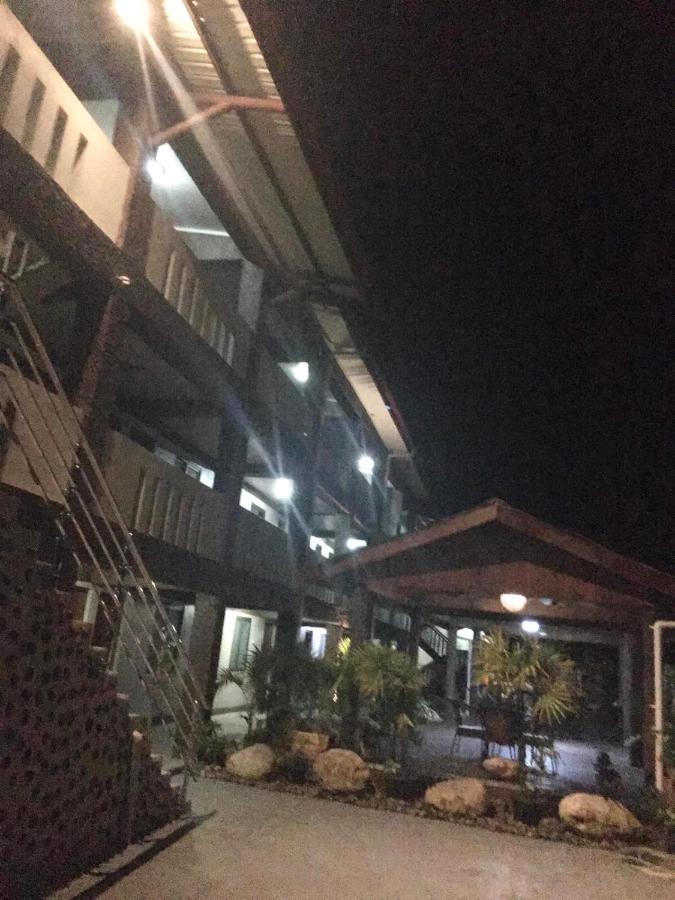 Nausori Airport Hotel Екстериор снимка